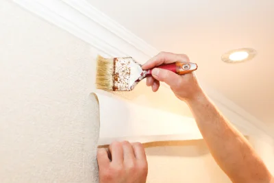 Pose de papier peint à Germinon — revêtements muraux et toiles de verre